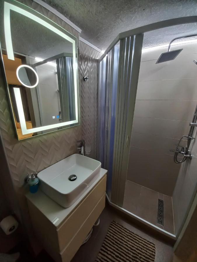 Mk Lux Suites - Steps To Beach 圣尼古拉奥斯 外观 照片