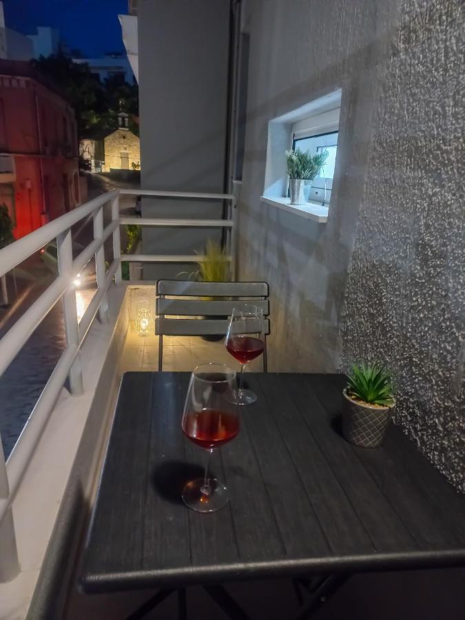 Mk Lux Suites - Steps To Beach 圣尼古拉奥斯 外观 照片